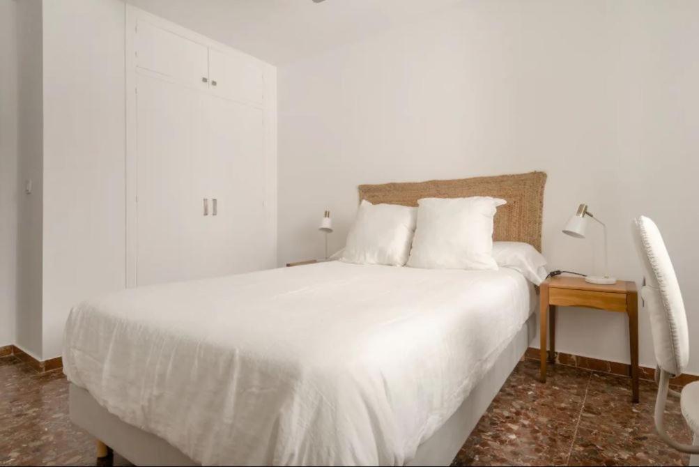 Alohalacant Piso Nuevo En La Playa Y En El Ayuntamiento Appartamento Alicante
